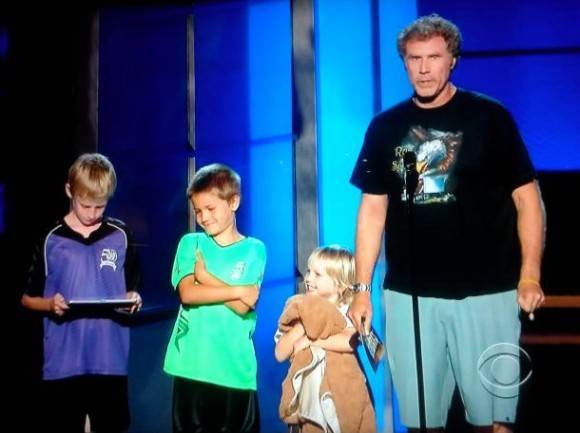 This is how Will Ferrell decided to dress to announce the outstanding tv drama at the Emmy's.