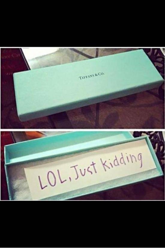 My girlfriend’s dad gave this to his wife.