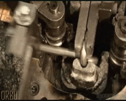Chain links being made