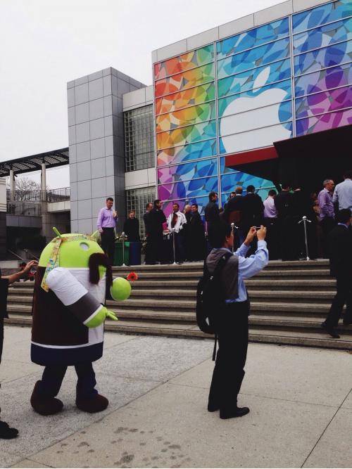 Android trolling the Apple event