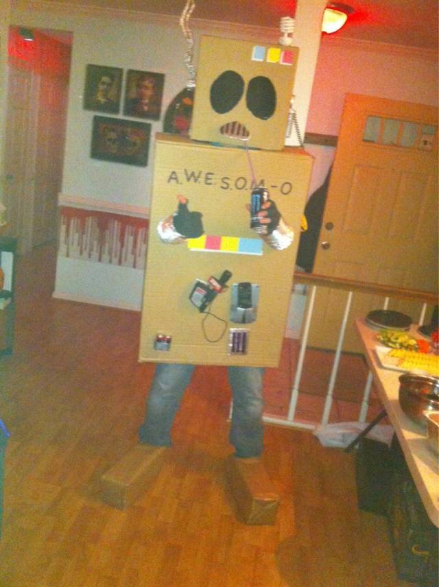 My A.W.E.S.O.M.-O 4000 costume