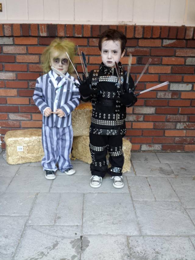 Coolest costumes for toddlers ever. Edward and Beetlejuice