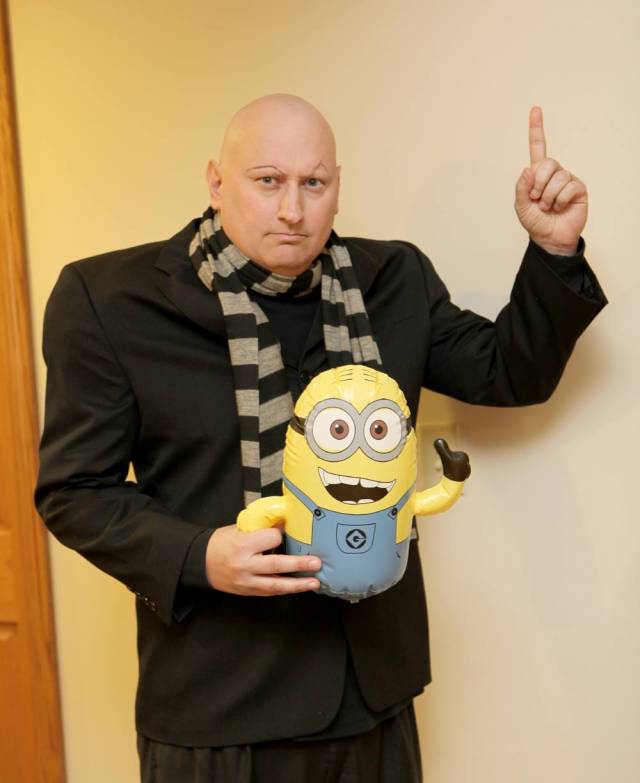 Even with cancer one can pull off a great costume!