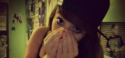 23 typical poses on FB