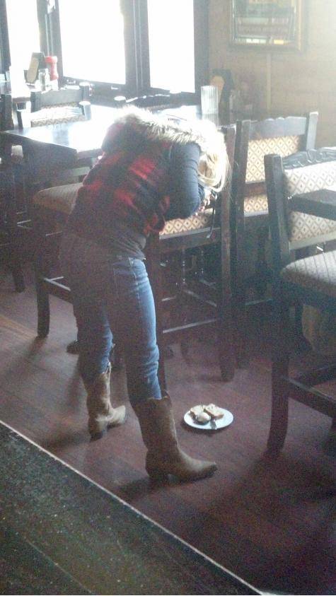 I know people take pictures of their food, but c’mon, really?!?