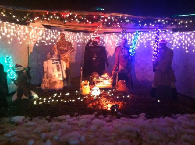 Went out looking at Christmas lights last night... Wasn't disappointed.