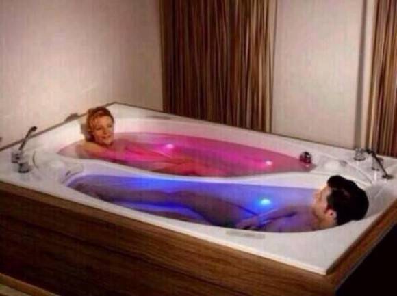 The friendzone tub