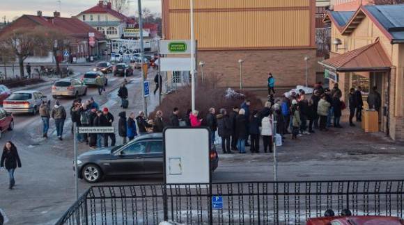 Liquor store day before christmas