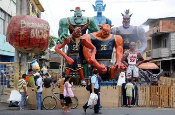 Apparently, Space Jam is still the sh*t in Ecuador.