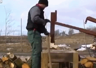 Man invents a way to chop firewood quickly and easily using his own manually powered contraption