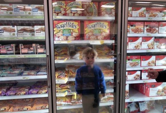 Hi mommy, look I'm in the fridge