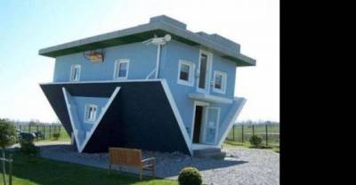 Oh crap these buildings are so unusual my head began to hurt after thinking how were they built
