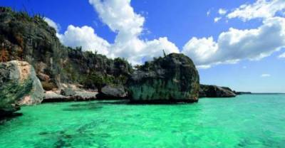 Amazingly beautiful and dangerous places to visit before you get married