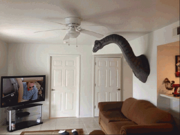 Oh my god, an apatosaurus!