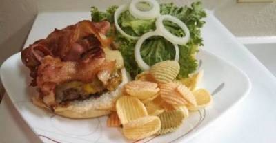 15 Of The Most Delicious Bobs Burger In Real Life
