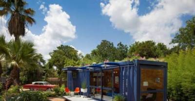 You Would Love To Live In This Container, Its Awesome From Inside...