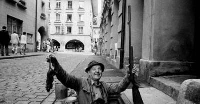 Strange jobs from the good ol' days that no longer exist