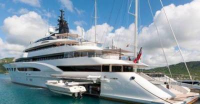 A Yacht for Weekly Rental That Only Millionaires Can Afford 