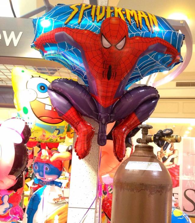A pic of spiderman just hanging...