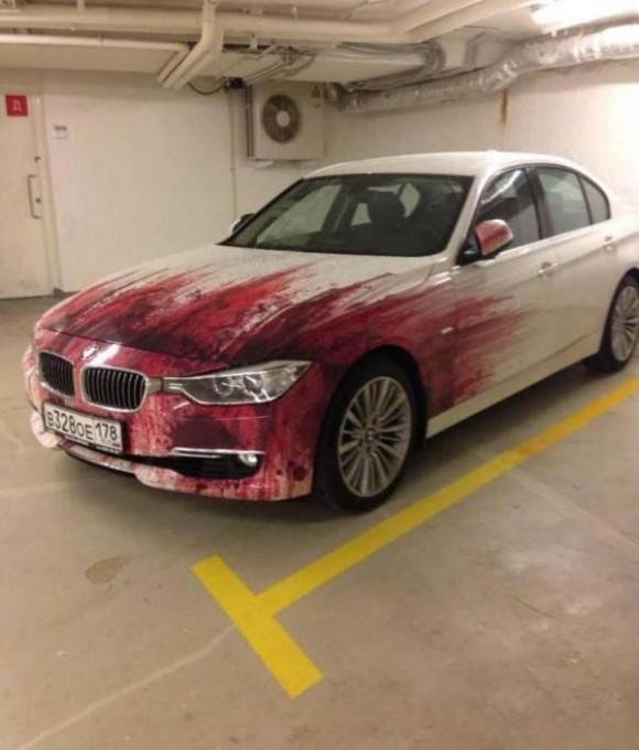Paint job that makes it look like you hit people with your car