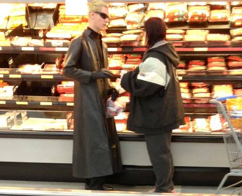 I saw a 90s computer hacker today
