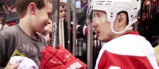 Jordin Tootoo makes young fans day.