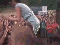 Katy Perry’s first and last attempt at crowd surfing