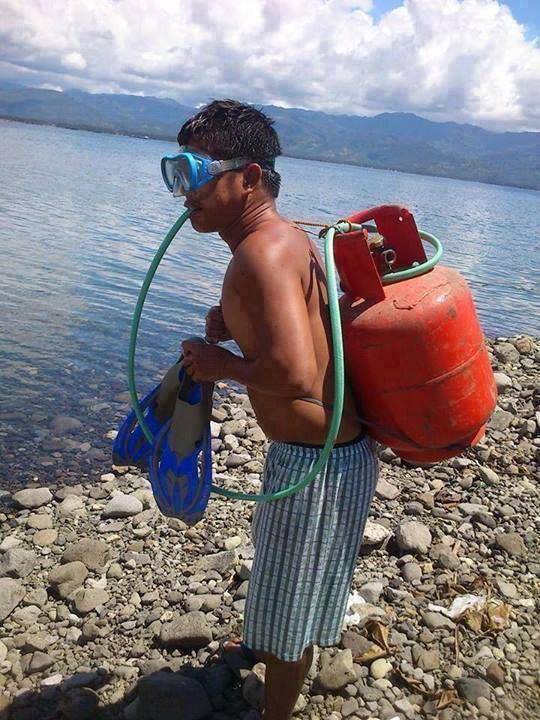 If your Scuba diving instructor looks like this... it's time to worry