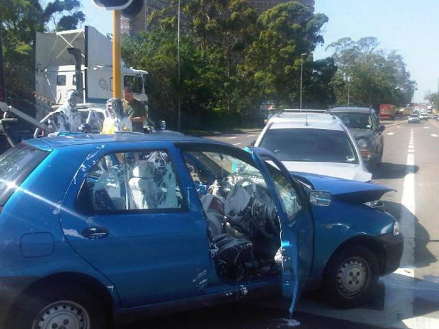 The people in the blue car had a 25-litre bucket of paint on the back seat.