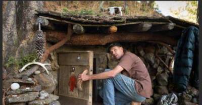 The Man Who Lives Simply and Happily with Very Little