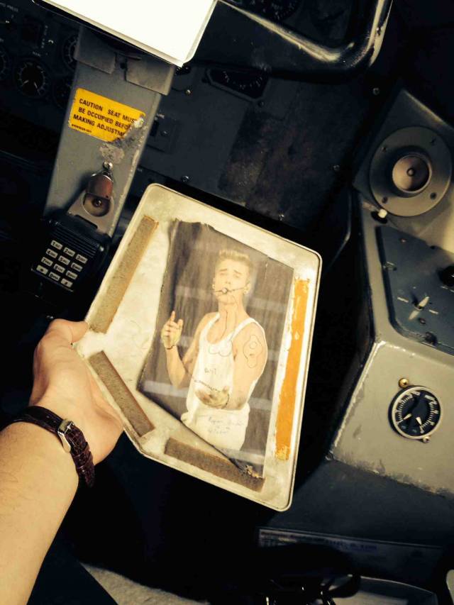 I'm a pilot for an airline, a panel fell off and exposed this.