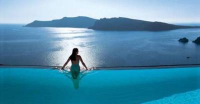 Extraordinary Infinity Pools that Will Make You Wanna Go on Vacation