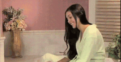 These combined GIFs so funny I broke down laughing in tears