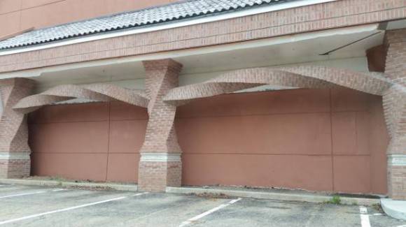 These horizontal spiraled bricks