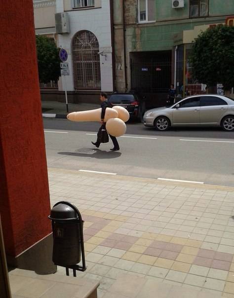 Walkin' up the street like, 