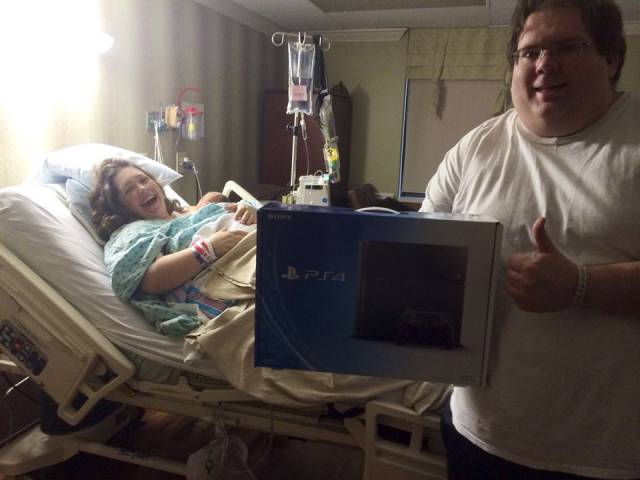 I've been waiting 9 months and it's finally here! My life, from here on out, will be changed. Happiest day ever!
