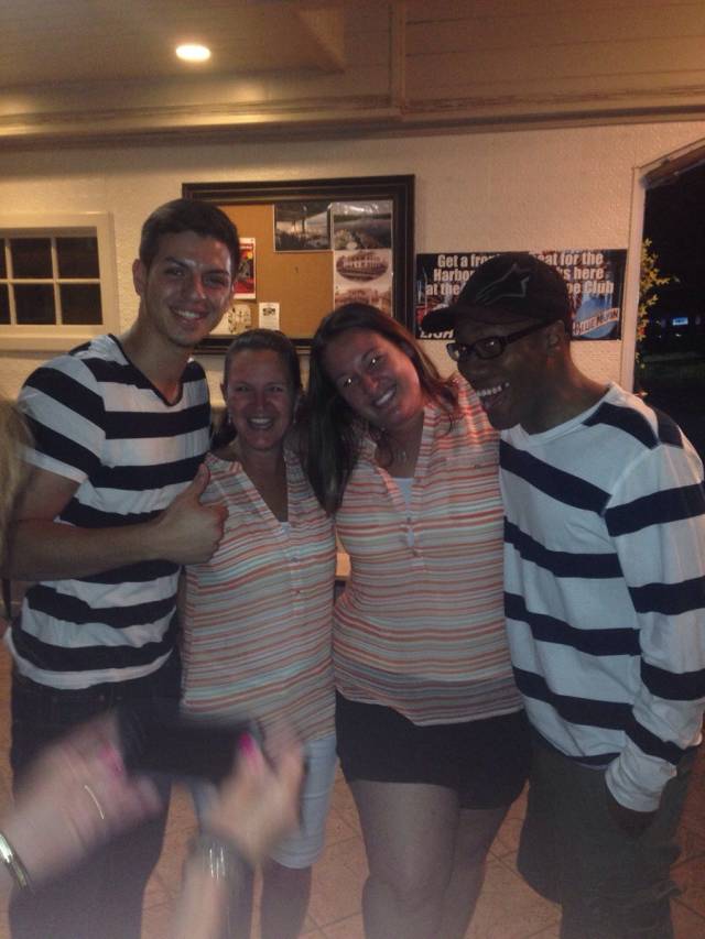Two very random couples running into each other.