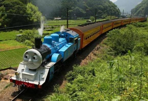 Real life Thomas the tank engine in Japan