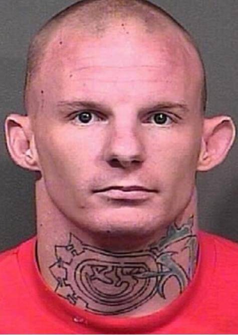 This guy never skips neck day