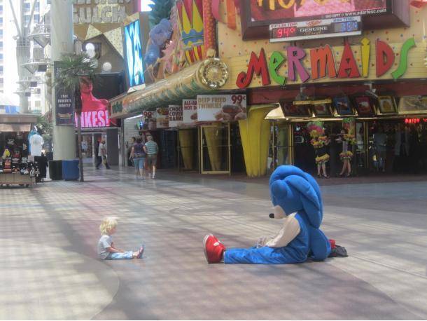 This shy little girl was afraid to get close to Fremont Street’s Sonic, so they sat down and had a 