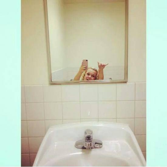 dwarf selfie