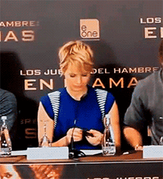 Jennifer Lawrence spills her mints