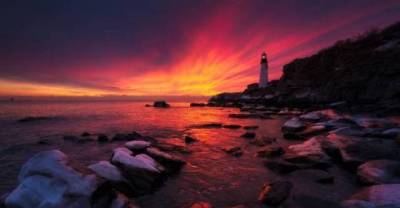 Incredible Pictures Of Lighthouses From Around The World