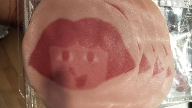 This ham from a Dutch supermarket has a face, but it sure isn't Jesus