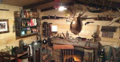 This Man Converts His Boring Basement Into An Epic Man Cave In Just $107.