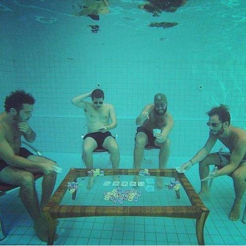 underwater poker