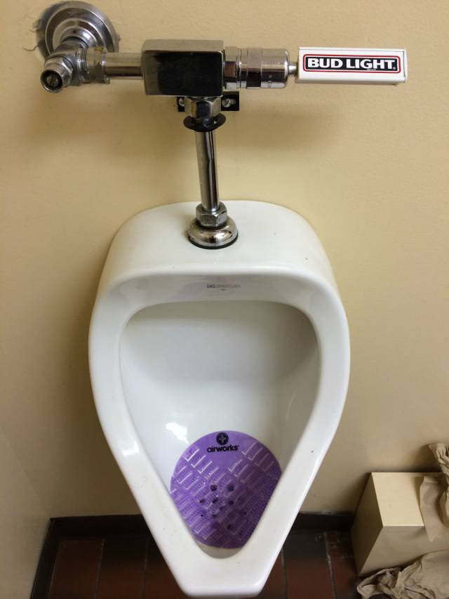 Local pub doesn't have a very high opinion of Bud Light