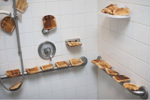 I hope hundreds of years later this picture is found completely out of context by anthropologists and it’s the final tipping point before they completely give up on trying to understand the internet in this decade.