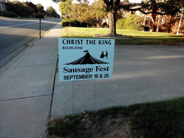 Spotted while walking my dog. Sounds.. Fun?