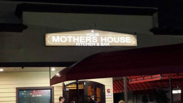 Hey peeps, guess where I ate tonight.